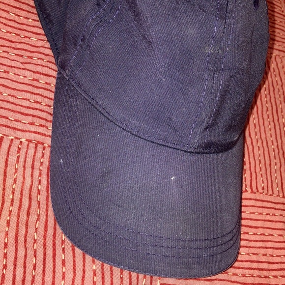 Lululemon Athletica Deep Blue Baseball Cap - damaged - Picture 4 of 12